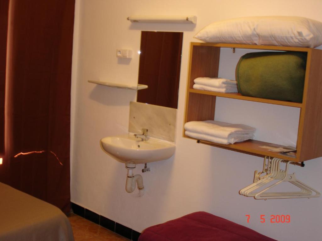 Hostal Can Blanco Sarriá de Ter المظهر الخارجي الصورة
